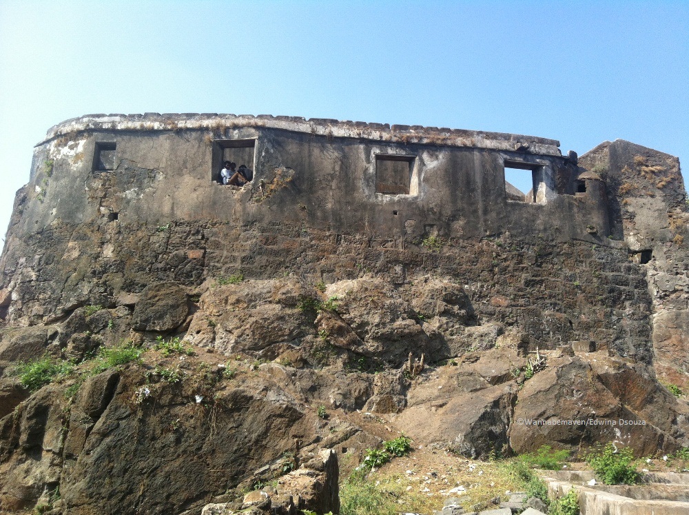 Sewri Fort and Sion Fort in Mumbai – Sorry State of Affairs