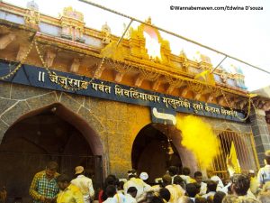 bhandara festival jejuri - Khandoba Temple near Pune