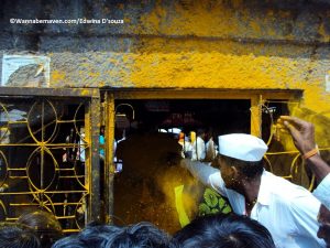 bhandara festival jejuri - Khandoba Temple near Pune